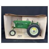 Oliver 880 Toy Tractor