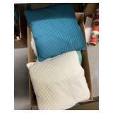 Pillow, Table Linens