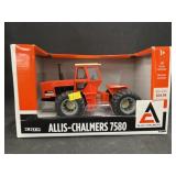 1:32 Scale Toy Tractor