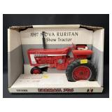 Farmall 706 Toy Tractor