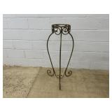 Circular Metal Plant Stand