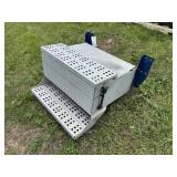 Aluminum Truck Step/Battery Box