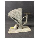 Vtg. Egg Scale