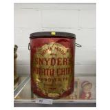 3lb Snyders Chip Tin