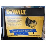 New DeWalt 5" Electric Disc Sander