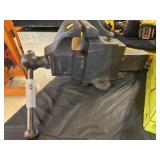 4.5" Bench Vise