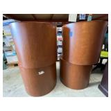 (4) Circular Tables