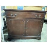 Mahogany 2-Door Server