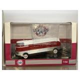 1/64 Scale Bus