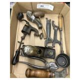 Primitive Tools w/ Reloader