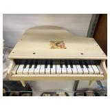 Schoenhut Piano