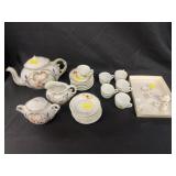 Vintage Childs Tea Set