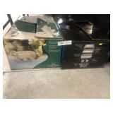 2 Chafing Dishes
