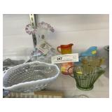 Fenton Vase w/ Ashtrays & Toothpick Holders