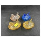 (4) Glass Chicken Salts