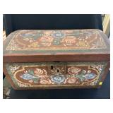 Paint Decorated Dome Top Storgae Trunk
