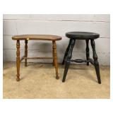 2 Wooden Stools