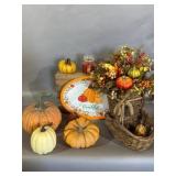 Yankee Candle Lot With Fall Decor Pieces