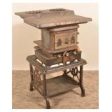The A&W Chicago No.13 Wire Gauze Oil Stove