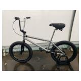 Kink BMX Bicycle with C9 Cloud-9 Seat