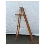 Keller Model W-6 6 ft Wood Step Ladder