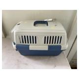 Clipper Plastic Pet Carrier