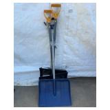 True Temper Plastic Snow Shovels, Set of 2