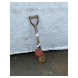 Short-Handled Garden Shovel