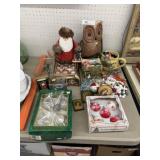 Christmas Ornaments w/ Home Decor