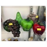Grouping Art Glass Fruits & Vegetables