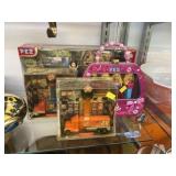 (4) Collectible PEZ Dispenser Sets