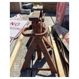(2) Jack Stands