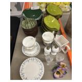 Italian Pottery Dinnerware w/ Chinaware