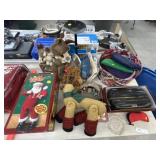Ladies Hats, Plush Toys & Animated Santa