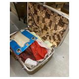 Suitcase w/ Doll Clothing