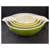 Vintage Pyrex Nesting Bowl Set