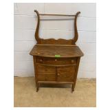Oak Washstand With Towel Rack and Drawers