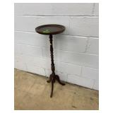 Wood Pedestal Table