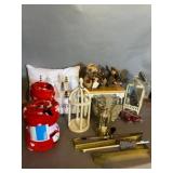 Christmas Dï¿½cor Assortment w/ Pillows and Lanterns