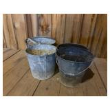 Metal Pails and Buckets Group
