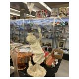 Composition Figurine