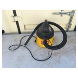 Stinger 2.5 Gal Wet/Dry Vac with Hose