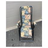 Folding Metal Recliner Chair With Padded Cushion