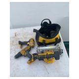 DeWalt Cordless Tool Lot: Drill, Driver, Saw, Bag