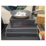 Grp. Curtis Stone Cookware