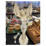 Comp.Figural Form Accent Light