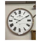 Battery Powered Wall Clock