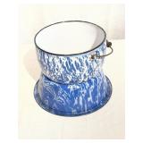 Blue Agatware Bowl w/ Kettle