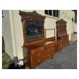 Period Oak 3-pc Bedroom Suite