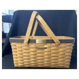2003 Longaberger Basket